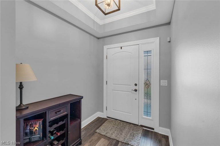 36505 Capri Lane, North Ridgeville, OH - Photo 4