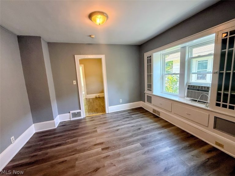 751 Merton Avenue, Akron, OH - Photo 5