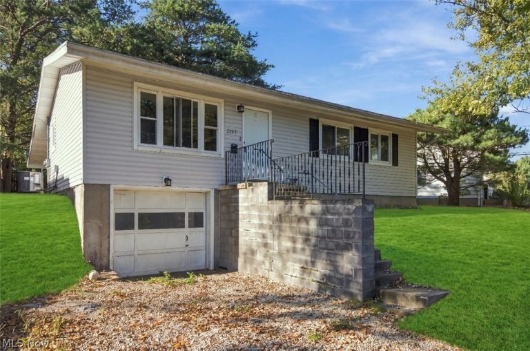 2205 Alden Avenue, Massillon, OH - Photo 4