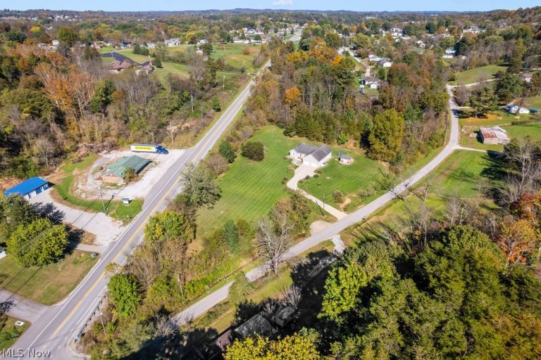 774 Lubeck Road, Washington, WV - Photo 2