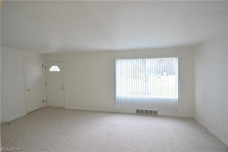 7223 Pennsylvania Avenue, Poland, OH - Photo 8