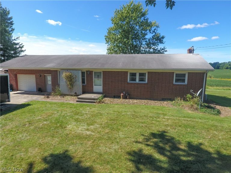 10240 Cemetery Road, Burbank, OH, 44214