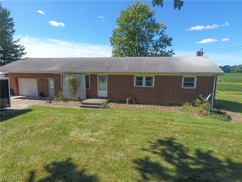 10240 Cemetery Road, Burbank, OH