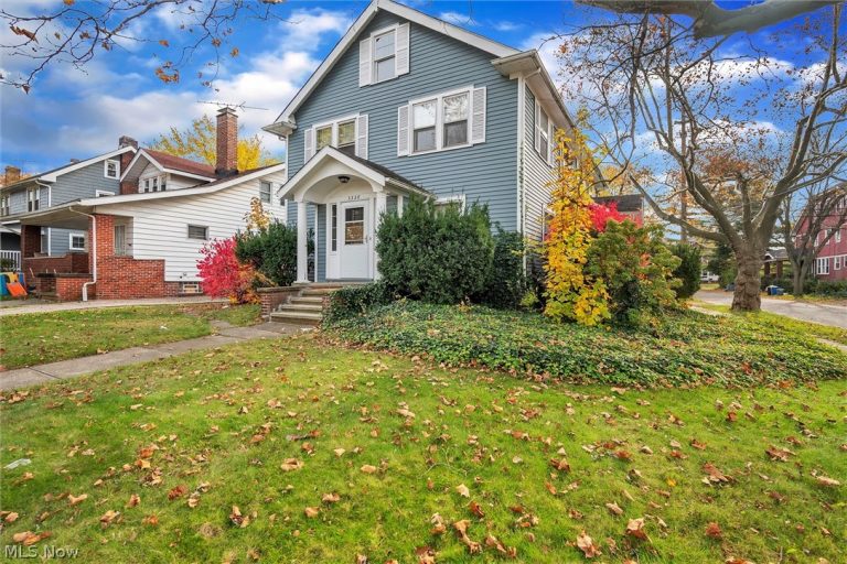 3328 Kildare Road, Cleveland Heights, OH - Photo 3