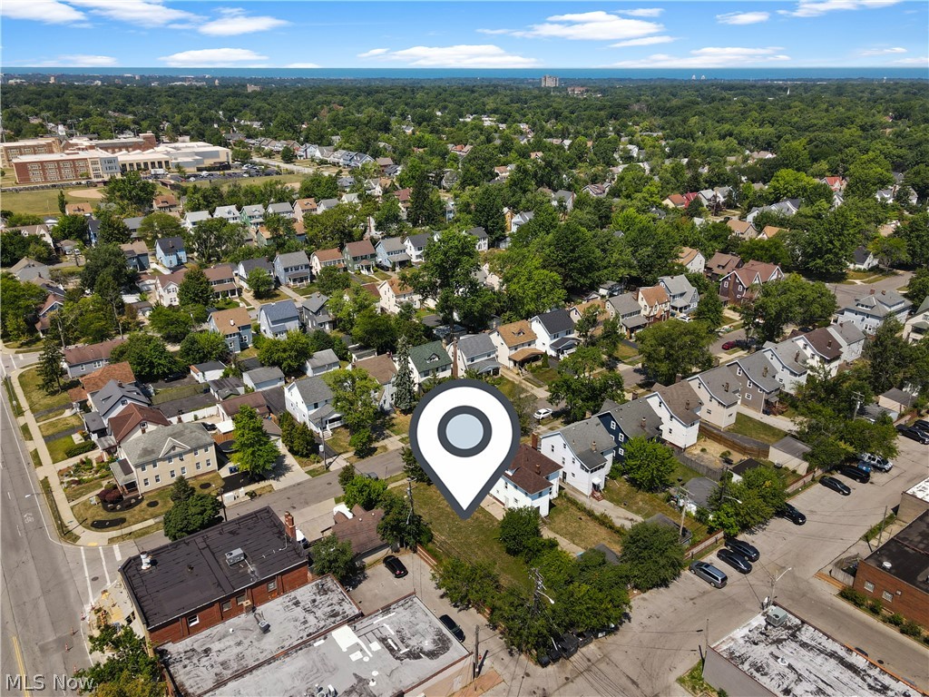 2127 Hampstead Road, Cleveland Heights, OH