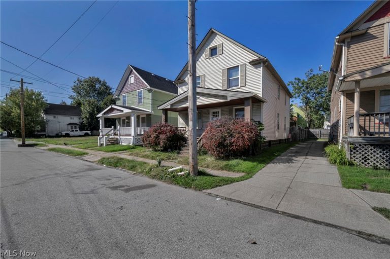 3468 62nd Street, Cleveland, OH - Photo 5