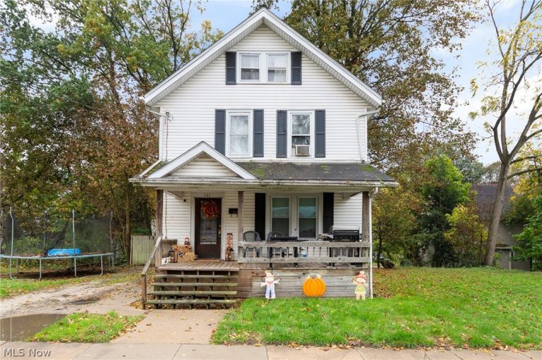 262 Gordon Drive, Akron, OH - Photo 2