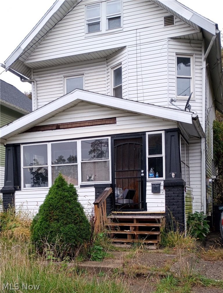 534 Douglas Street, Akron, OH, 44307
