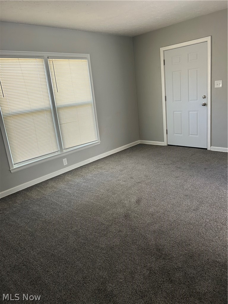 208 Catawba Avenue, Akron, OH - Photo 4