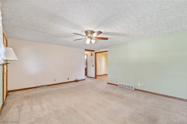 3681 Mariwood Avenue, Massillon, OH - Photo 8