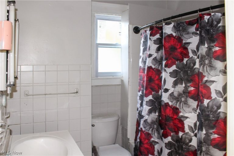 1177 147th Street, Cleveland, OH - Photo 8