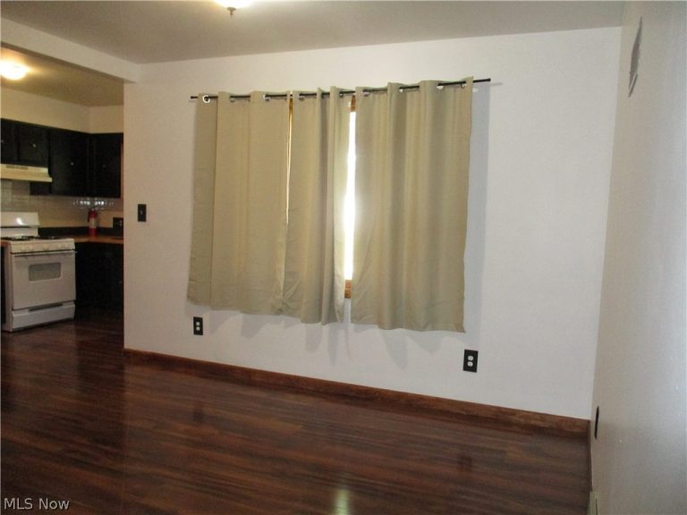 650-652 Liberty Street, Girard, OH - Photo 4