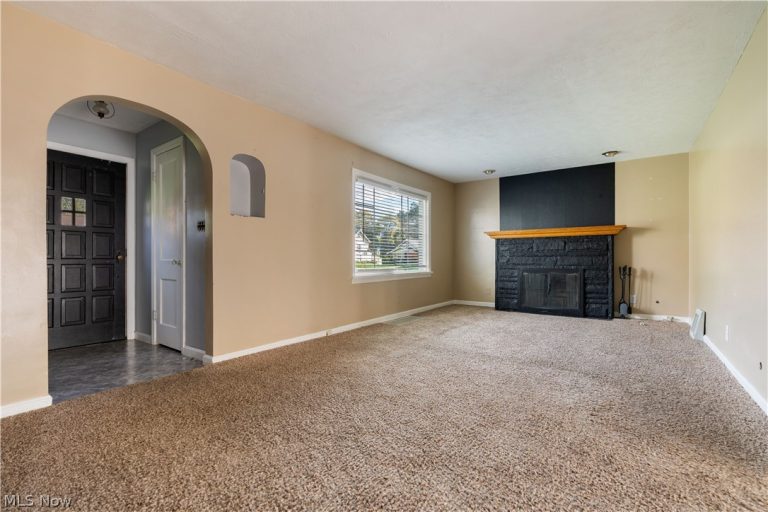 2551 Harsh Avenue, Massillon, OH - Photo 4