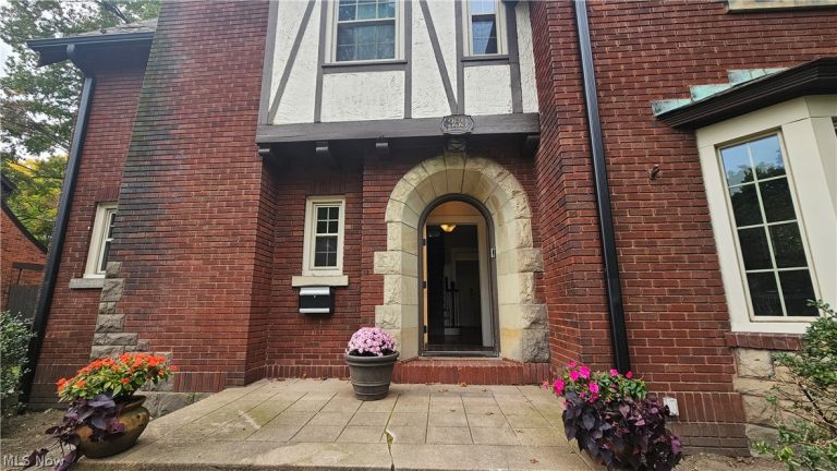 358 Merriman Road, Akron, OH - Photo 6