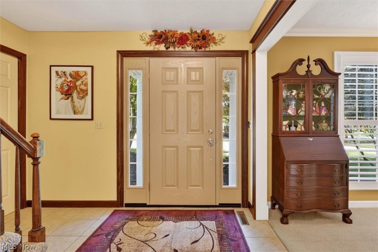 17167 Misty Lake Drive, Strongsville, OH - Photo 4