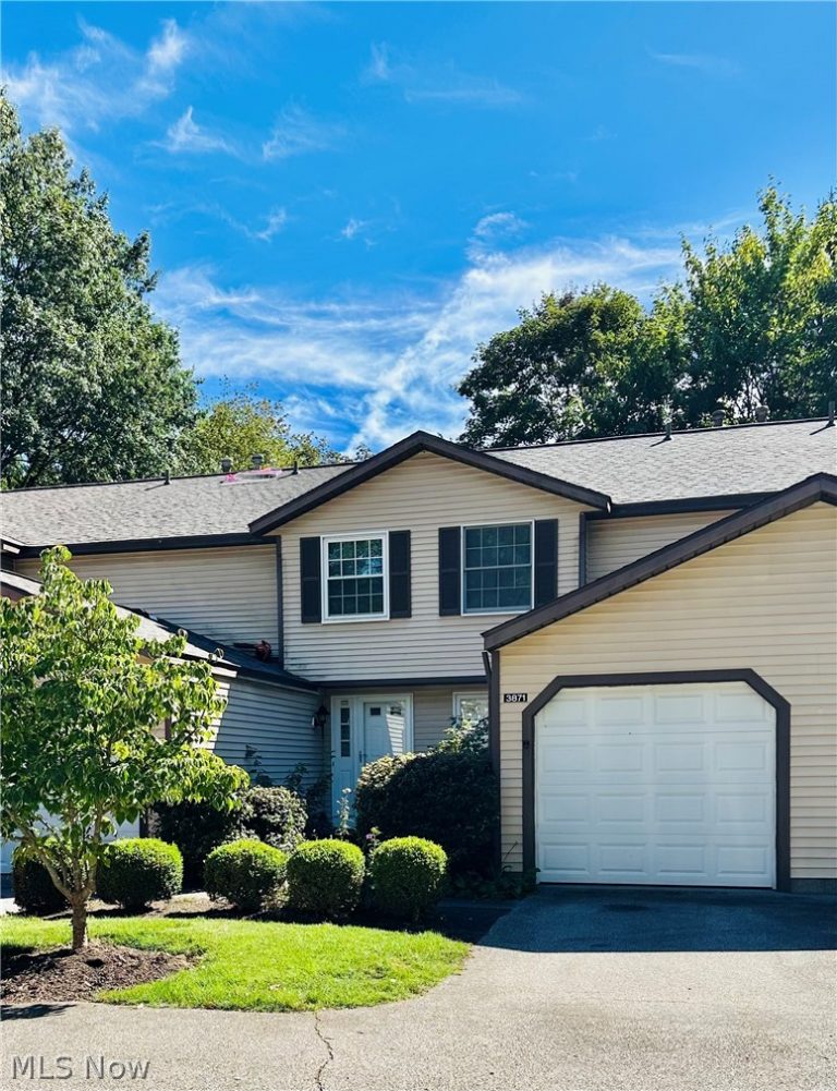 3873 Lake Run Boulevard, Stow, OH, 44224
