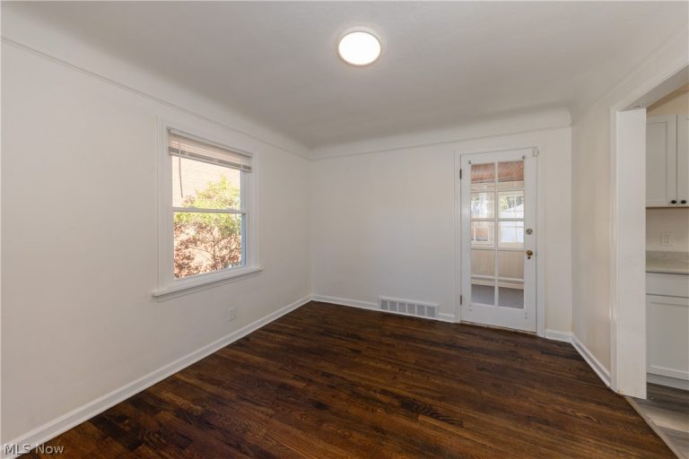 1171 Castleton Road, Cleveland Heights, OH - Photo 6