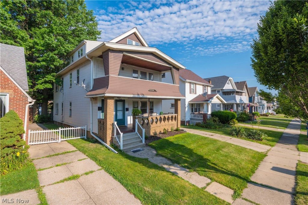 2200-2202 Wyandotte Avenue #2202, Lakewood, OH