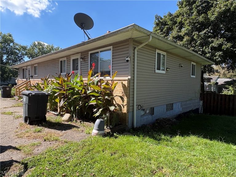 1261-1263 Anna Avenue, Akron, OH - Photo 2