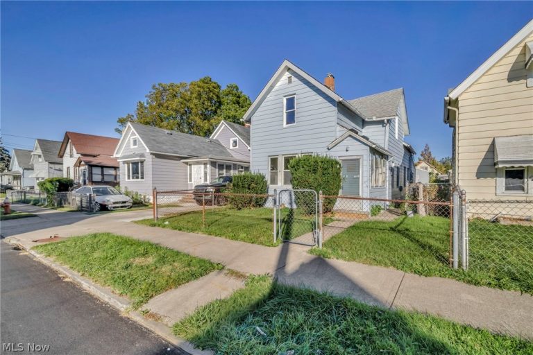 3271 50th Street, Cleveland, OH - Photo 4