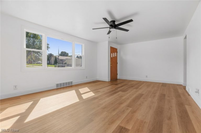 1407 Keuper Boulevard, Massillon, OH - Photo 6