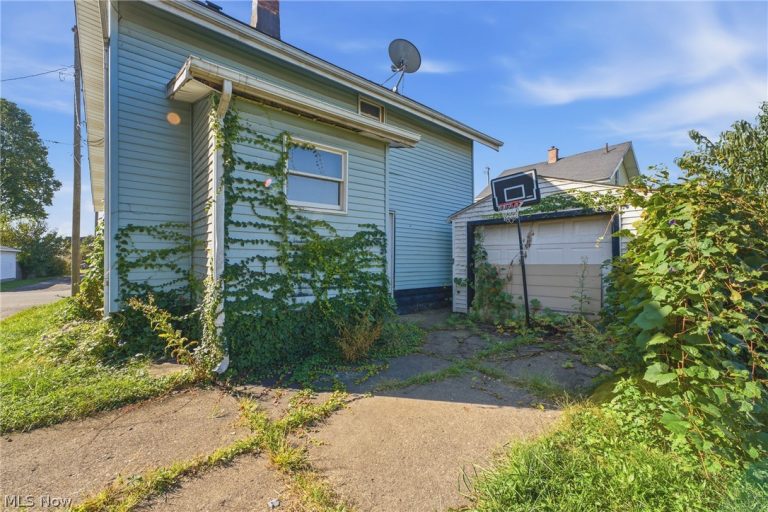 2015 10th Street, Canton, OH - Photo 6