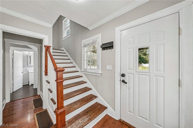 1574 Alton Drive, Akron, OH - Photo 4