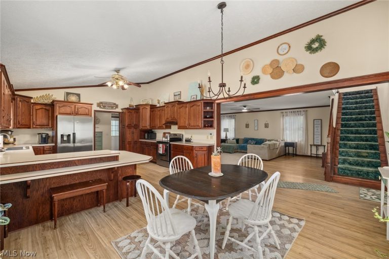 9130 Old Lincoln Way, Wooster, OH - Photo 8