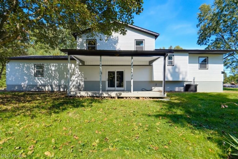 3246 Waterloo Road, Akron, OH - Photo 3