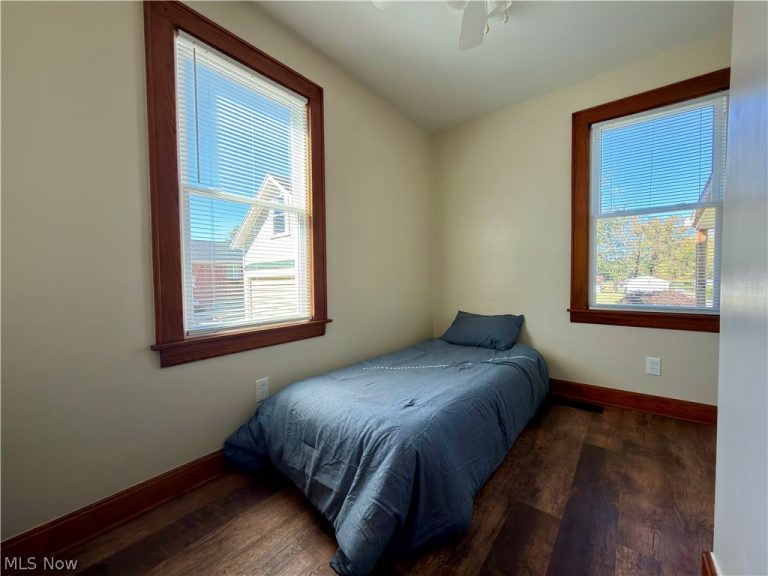 3501 10th Avenue, Vienna, WV - Photo 6