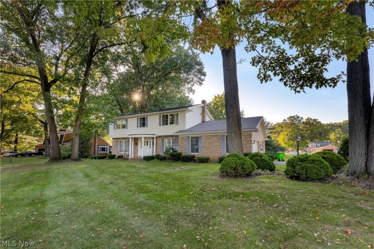 729 Millstone Lane, Massillon, OH - Photo 2
