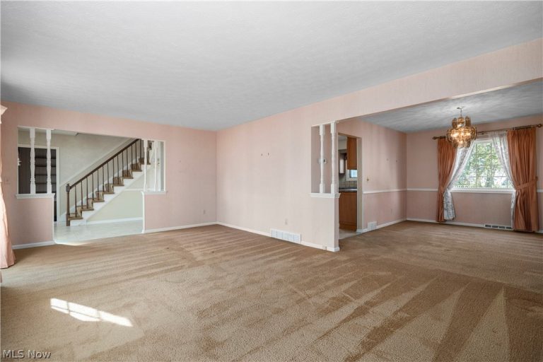 17880 Inlet Drive, Strongsville, OH - Photo 6
