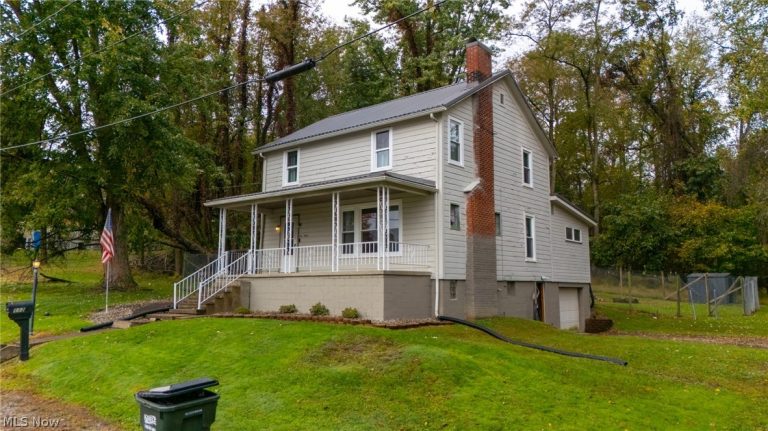 112 Spring Street, St Clairsville, OH - Photo 3