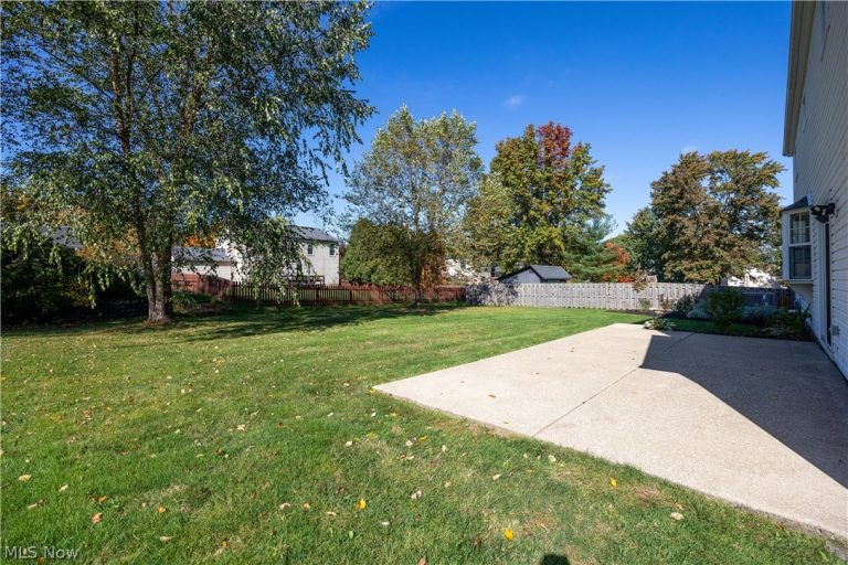17880 Inlet Drive, Strongsville, OH - Photo 4