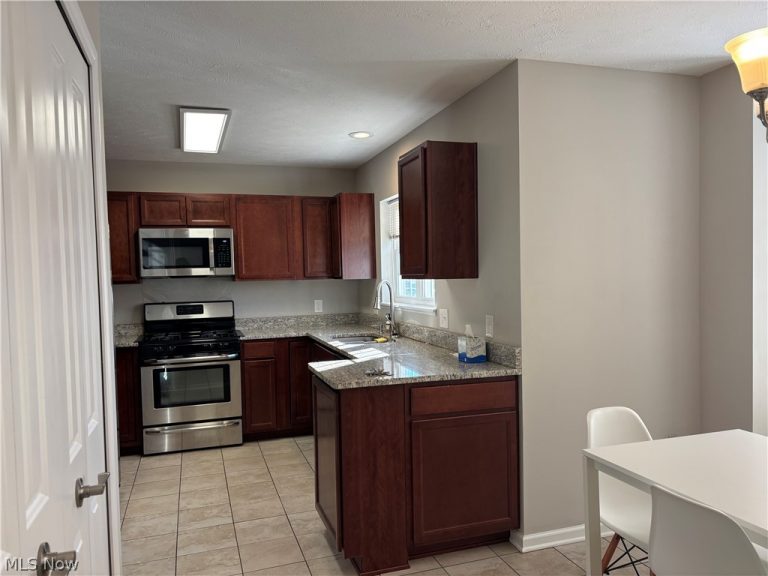 1927 86th Street, Cleveland, OH - Photo 5