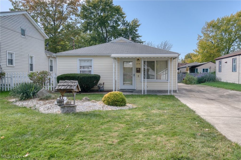 1294 351st Street, Eastlake, OH
