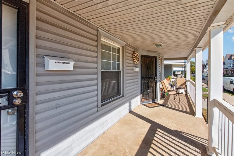 10741 Churchill Avenue, Cleveland, OH - Photo 3