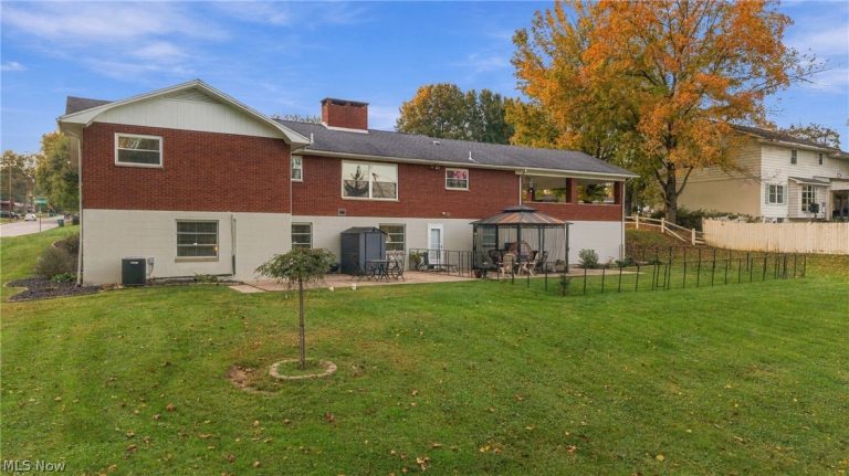 3304 Cadillac Drive, Parkersburg, WV - Photo 8