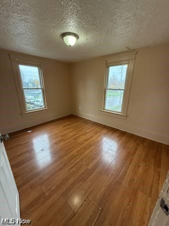 1046 6th Avenue, Akron, OH - Photo 3