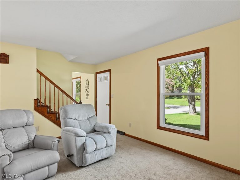 322 Rivermoor Drive, Mogadore, OH - Photo 4
