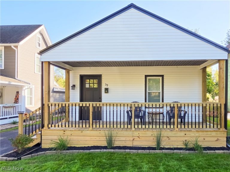 39 Forest Avenue, Massillon, OH - Photo 2
