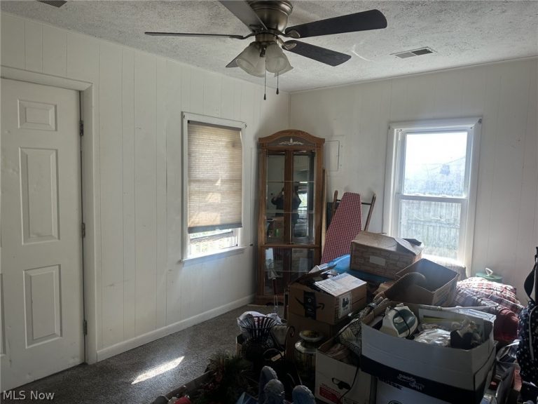 906 Neal Street, Parkersburg, WV - Photo 8