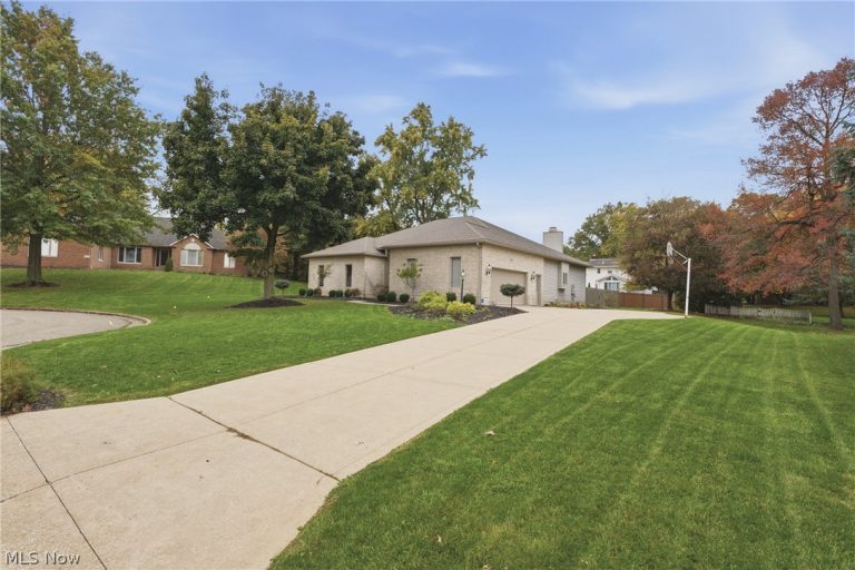4609 Kingsrow Avenue, Canton, OH - Photo 3
