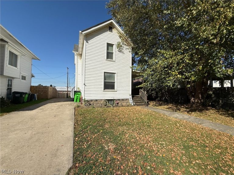 137 15th Street, Coshocton, OH - Photo 2