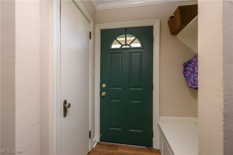 4457 Emma Place, Canton, OH - Photo 5