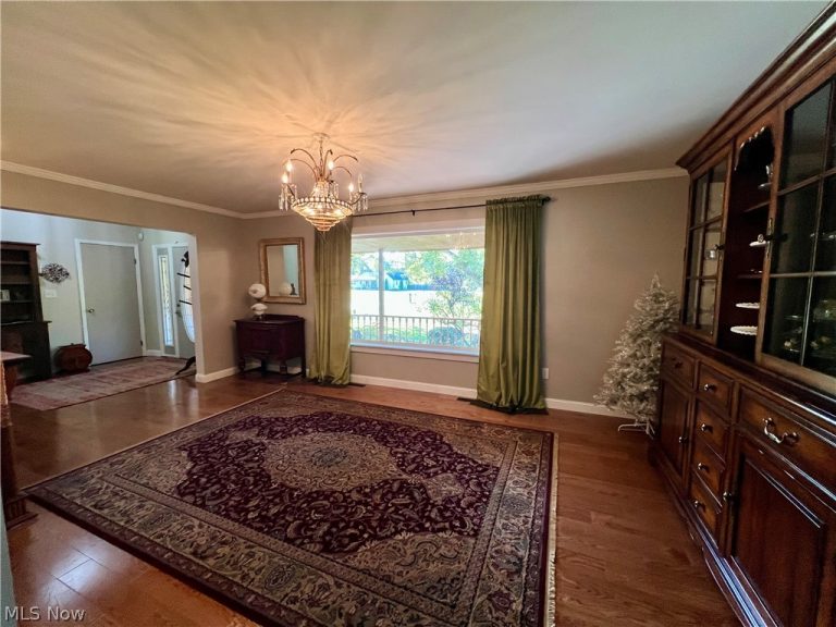 625 Garland Drive, Youngstown, OH - Photo 6