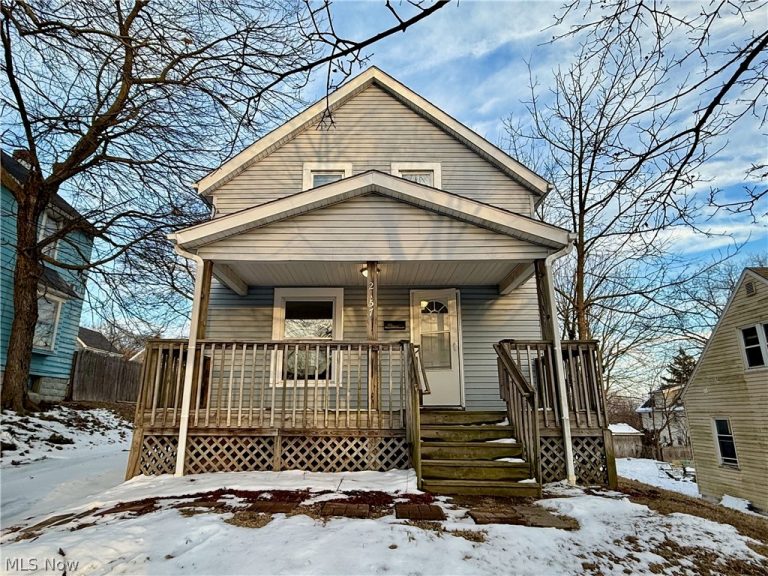 2157 10th Street, Akron, OH, 44314