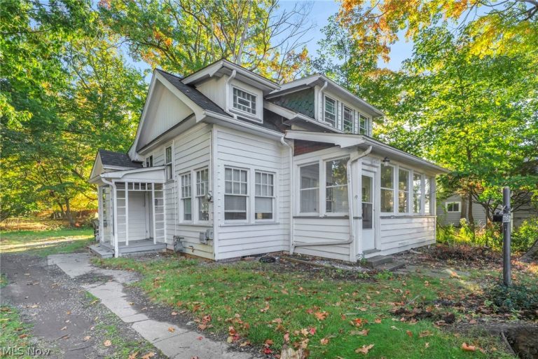 18319 Marcella Road, Cleveland, OH - Photo 4