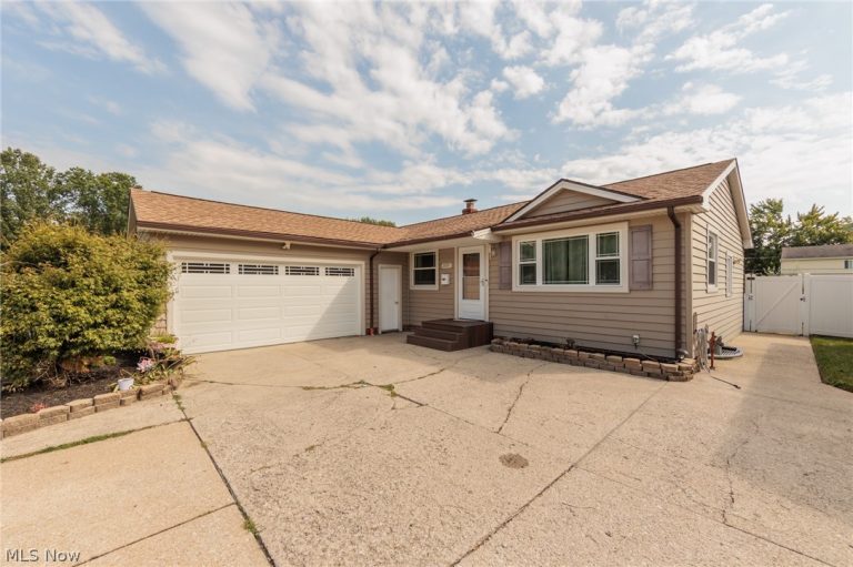 23537 David Drive, North Olmsted, OH, 44070