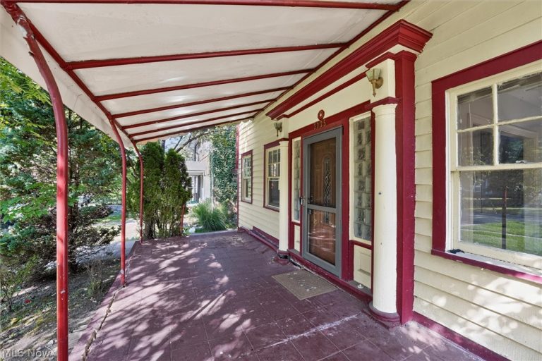 3335 Euclid Heights Boulevard, Cleveland Heights, OH - Photo 4